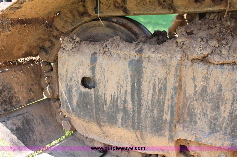 image for item I1567 2005 Komatsu PC200LC-7L excavator