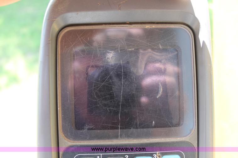 image for item I1568 2005 Komatsu PC200LC-7 excavator