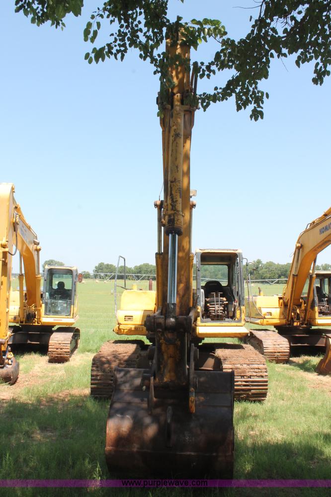 image for item I1568 2005 Komatsu PC200LC-7 excavator