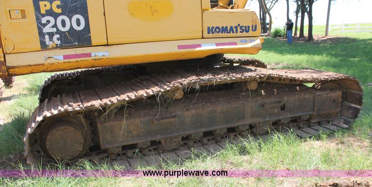 image for item I1568 2005 Komatsu PC200LC-7 excavator