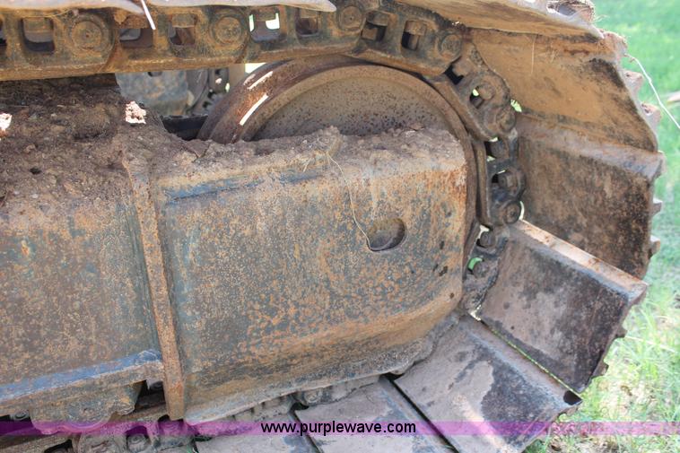 image for item I1568 2005 Komatsu PC200LC-7 excavator