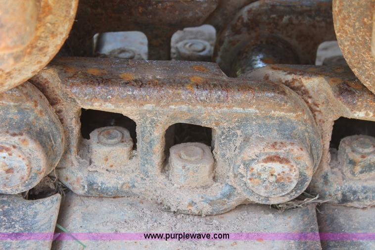 image for item I1568 2005 Komatsu PC200LC-7 excavator