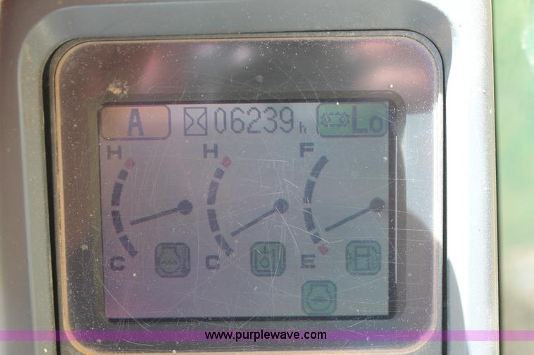 image for item I1569 2004 Komatsu PC160LC-7KA excavator