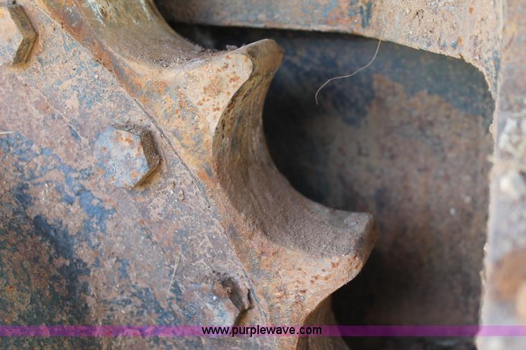 image for item I1569 2004 Komatsu PC160LC-7KA excavator