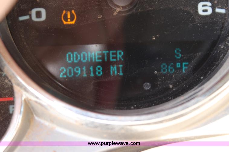 image for item I1570 2009 Chevrolet Silverado 2500HD Z71 Ext. Cab pickup truck