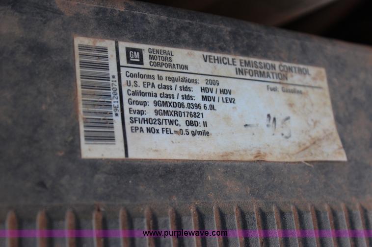 image for item I1570 2009 Chevrolet Silverado 2500HD Z71 Ext. Cab pickup truck