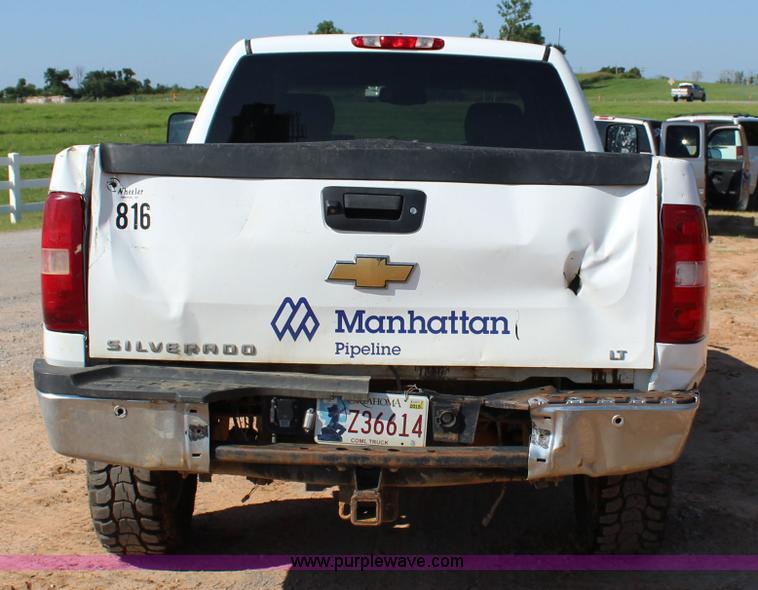 image for item I1571 2010 Chevrolet Silverado 2500HD Z71 Ext. Cab pickup truck