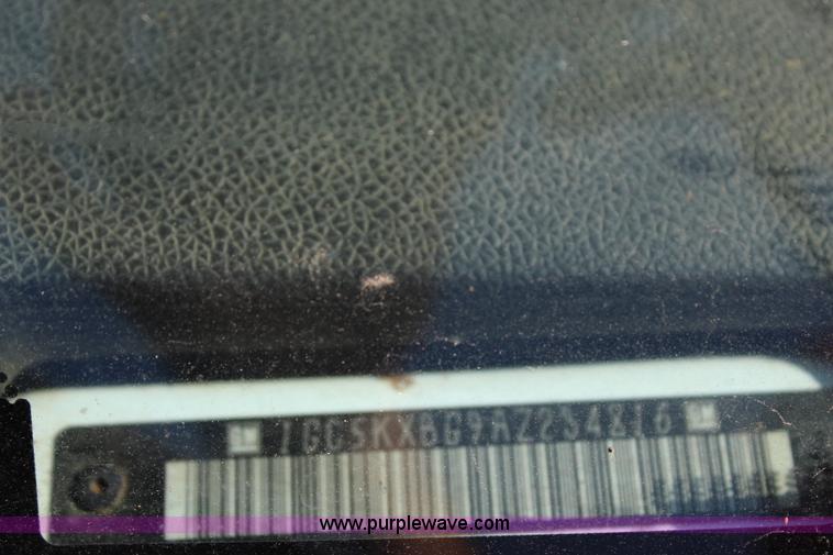 image for item I1571 2010 Chevrolet Silverado 2500HD Z71 Ext. Cab pickup truck