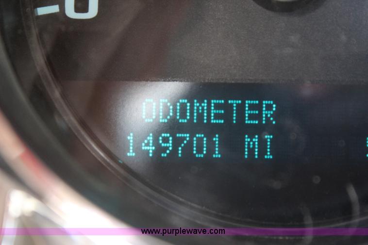 image for item I1571 2010 Chevrolet Silverado 2500HD Z71 Ext. Cab pickup truck