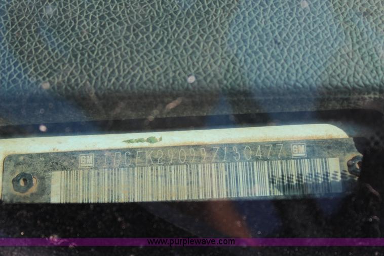 image for item I1573 2009 Chevrolet Silverado 1500 Z71 Ext. Cab pickup truck