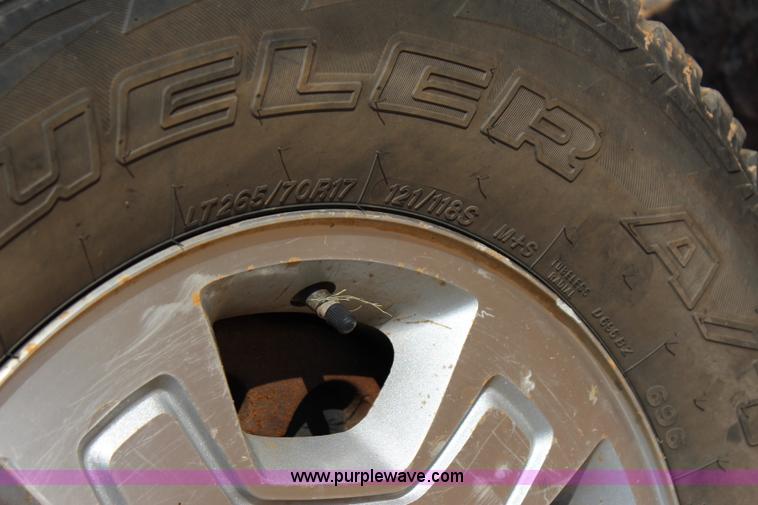 image for item I1573 2009 Chevrolet Silverado 1500 Z71 Ext. Cab pickup truck