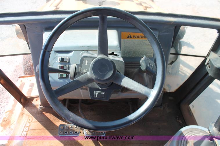 image for item I1577 2000 Case 580L backhoe