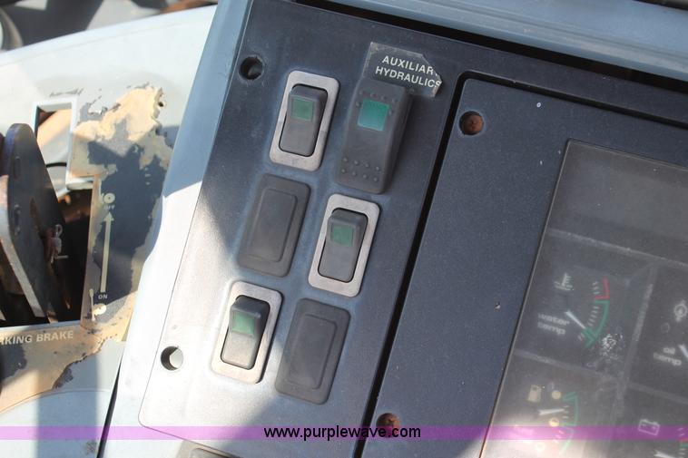 image for item I1577 2000 Case 580L backhoe