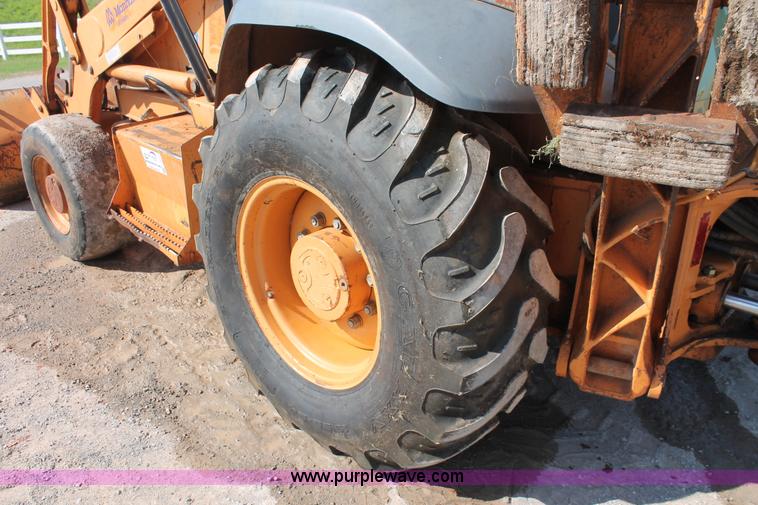image for item I1577 2000 Case 580L backhoe