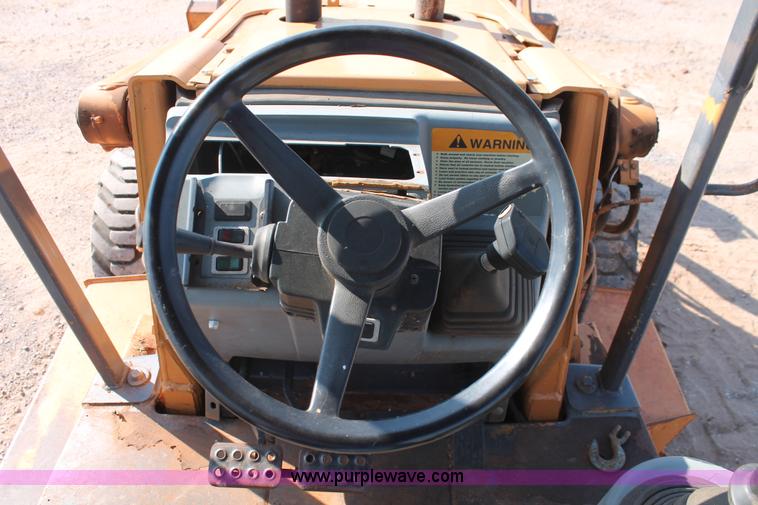 image for item I1578 1998 Case 580L backhoe
