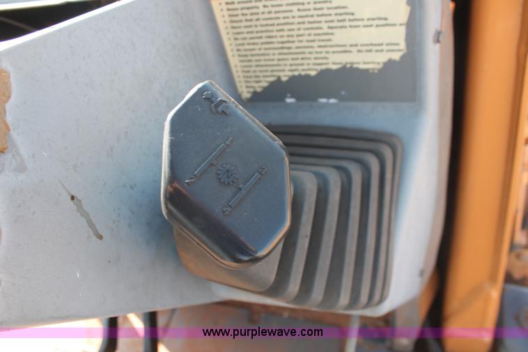 image for item I1578 1998 Case 580L backhoe