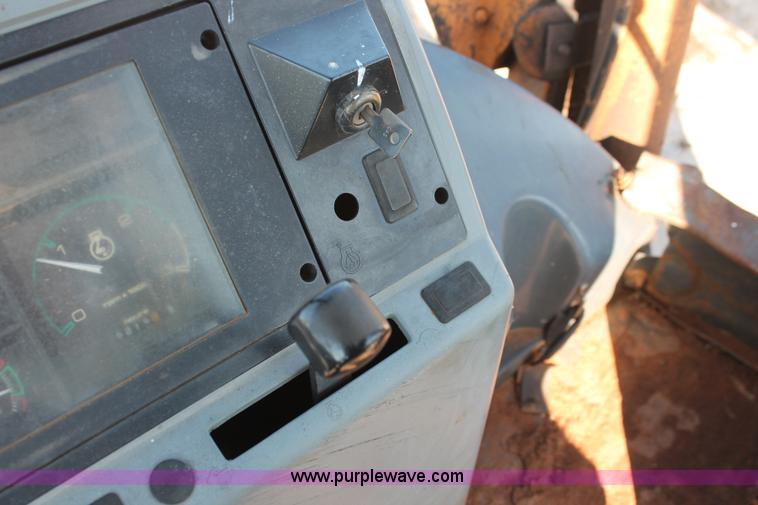 image for item I1578 1998 Case 580L backhoe