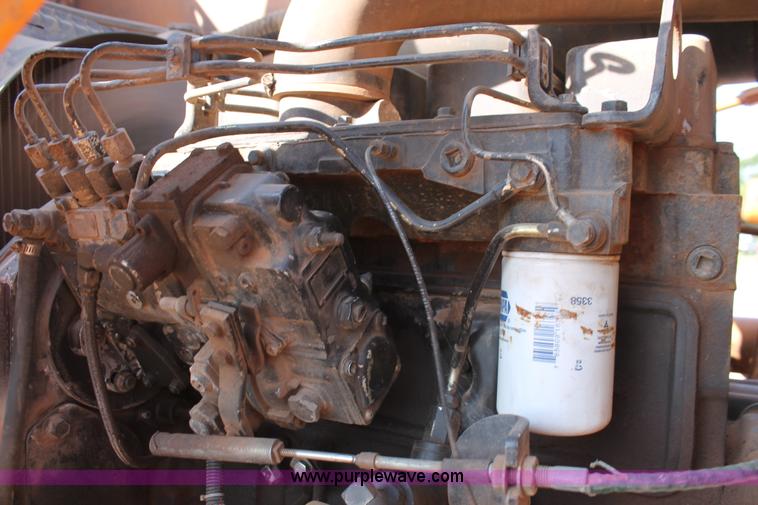 image for item I1578 1998 Case 580L backhoe