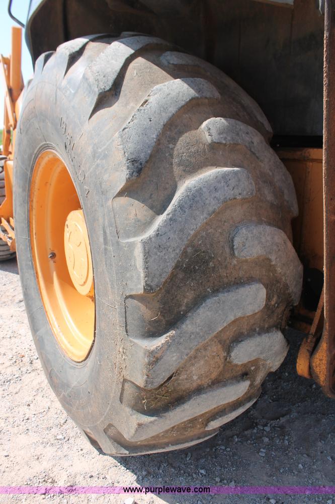 image for item I1579 1998 Case 580 Super L backhoe