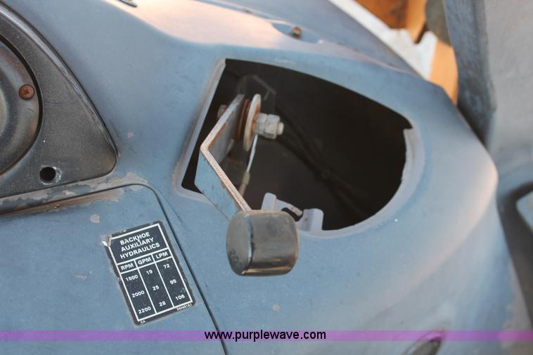 image for item I1580 2002 Case 580M backhoe