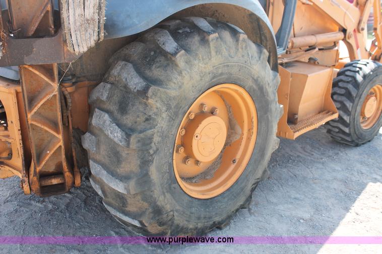 image for item I1580 2002 Case 580M backhoe