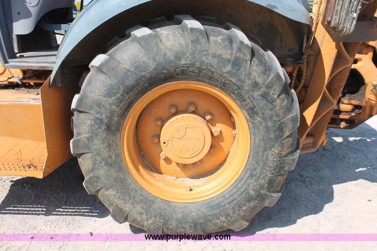 image for item I1580 2002 Case 580M backhoe