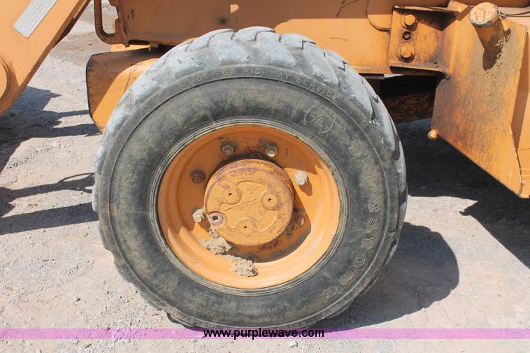 image for item I1580 2002 Case 580M backhoe