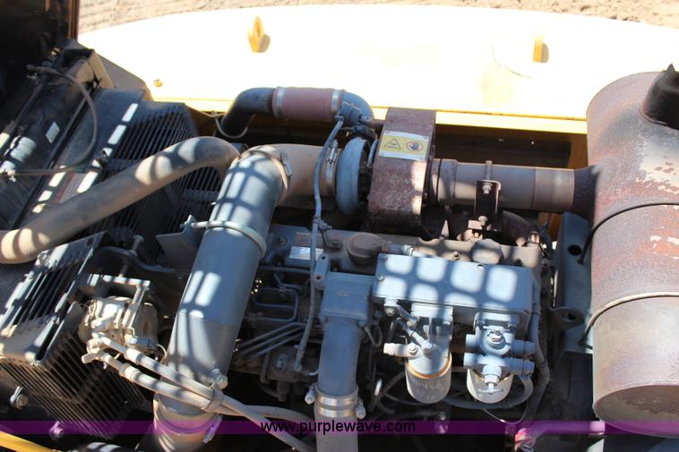 image for item I1582 2005 Komatsu PC300LC-7 excavator