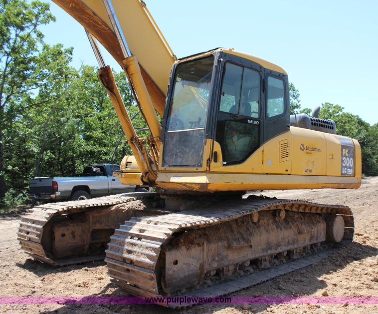 image for item I1582 2005 Komatsu PC300LC-7 excavator
