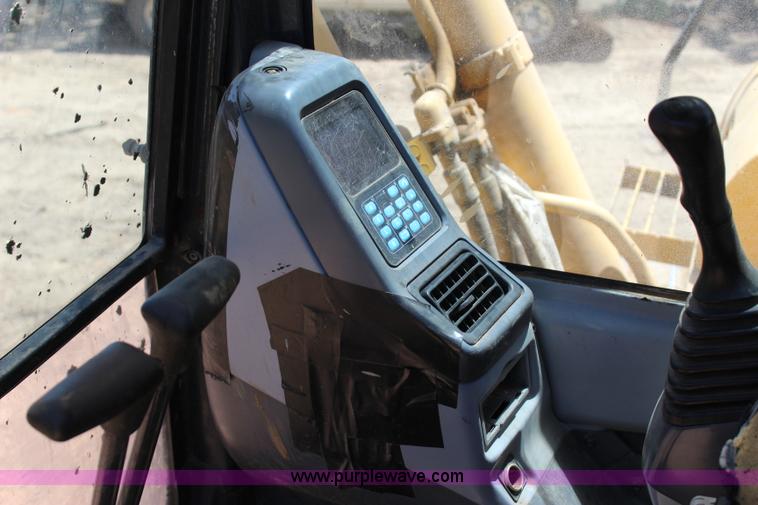 image for item I1582 2005 Komatsu PC300LC-7 excavator