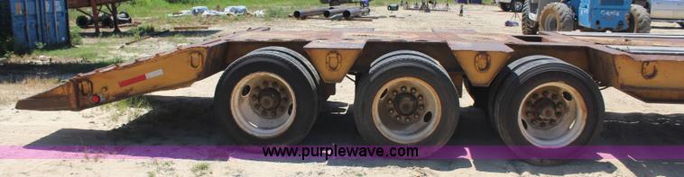 image for item I1584 1999 Atoka 24DE503 drop deck trailer