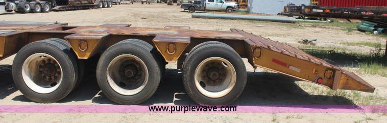 image for item I1584 1999 Atoka 24DE503 drop deck trailer