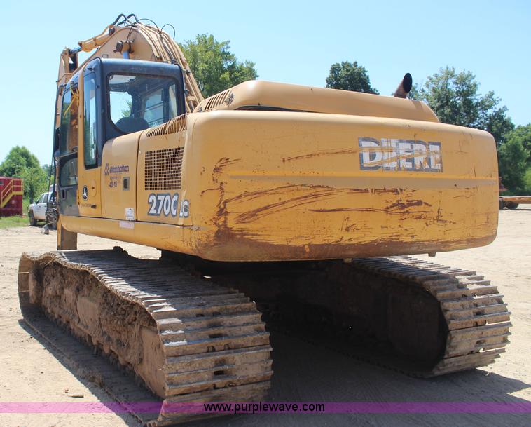 image for item I1585 2004 John Deere 270C LC excavator