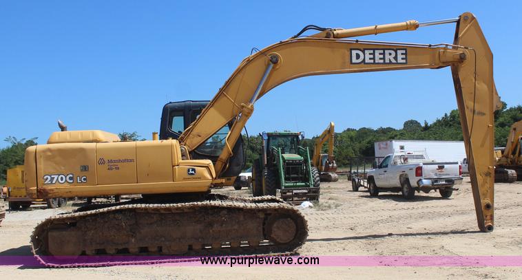 image for item I1585 2004 John Deere 270C LC excavator