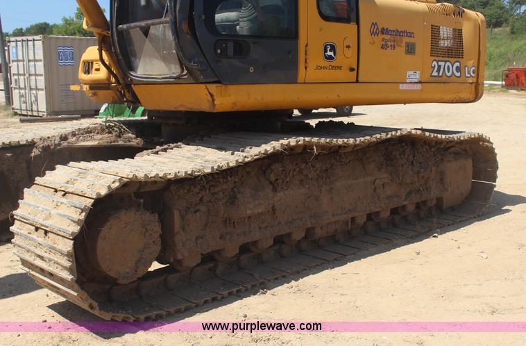 image for item I1585 2004 John Deere 270C LC excavator