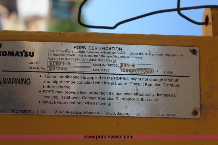 image for item I1586 2006 Komatsu D41P-6 pipelayer