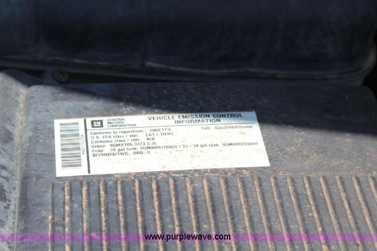 image for item I1588 2009 Chevrolet Silverado 1500 LT Ext. Cab pickup truck