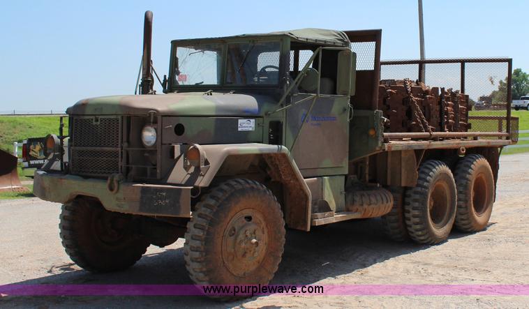 image for item I1591 1968 Kaiser M35 flatbed truck