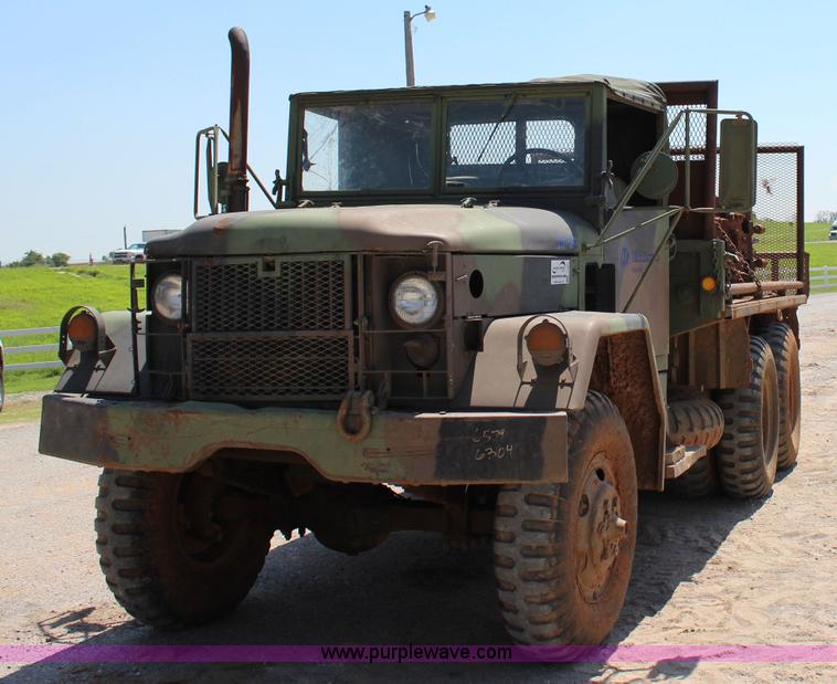 image for item I1591 1968 Kaiser M35 flatbed truck