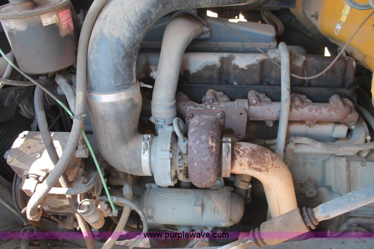 image for item I1592 1988 Ford L8000 vacuum truck