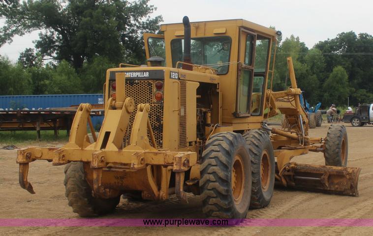 image for item J4489 1986 Caterpillar 12G motor grader