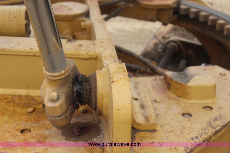 image for item J4489 1986 Caterpillar 12G motor grader