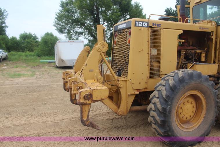 image for item J4489 1986 Caterpillar 12G motor grader