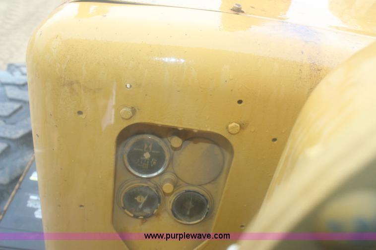 image for item J4489 1986 Caterpillar 12G motor grader