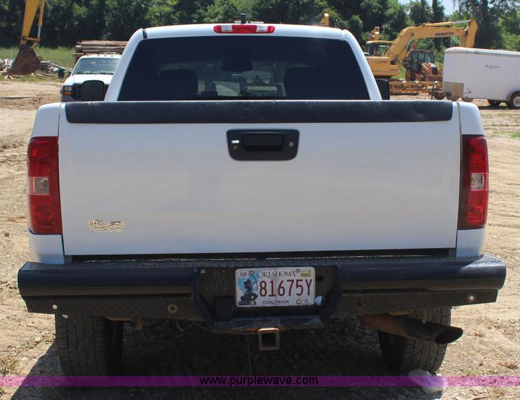 image for item J4499 2010 Chevrolet Silverado 2500HD Z71 Ext. Cab pickup truck