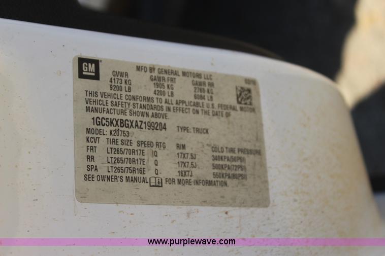 image for item J4499 2010 Chevrolet Silverado 2500HD Z71 Ext. Cab pickup truck