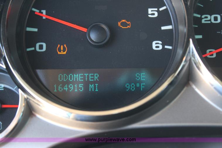 image for item J4499 2010 Chevrolet Silverado 2500HD Z71 Ext. Cab pickup truck