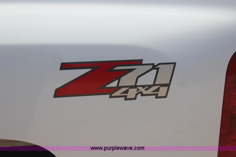 image for item J4499 2010 Chevrolet Silverado 2500HD Z71 Ext. Cab pickup truck