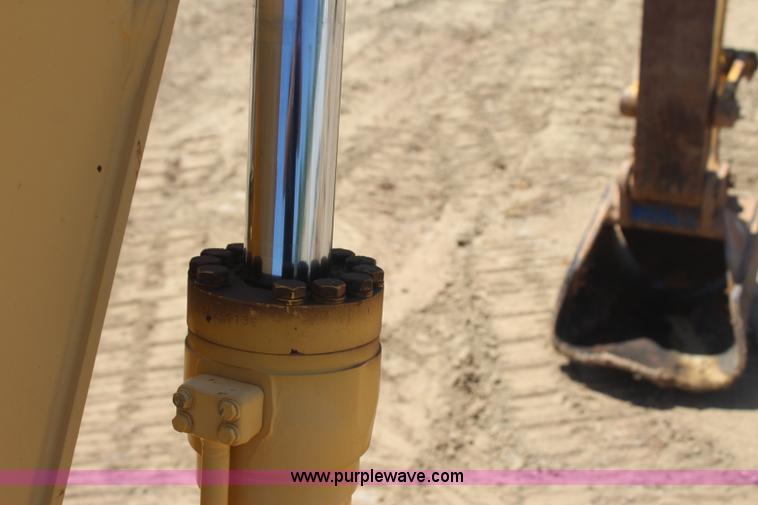 image for item J4500 2006 Komatsu PC160LC-7KA excavator