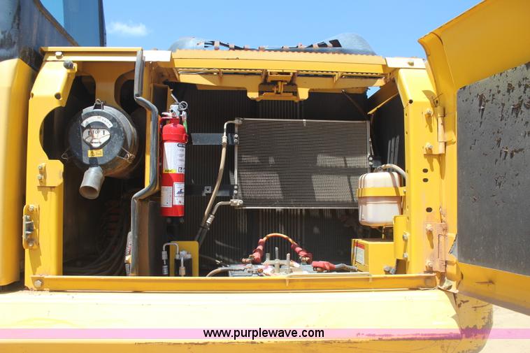 image for item J4500 2006 Komatsu PC160LC-7KA excavator